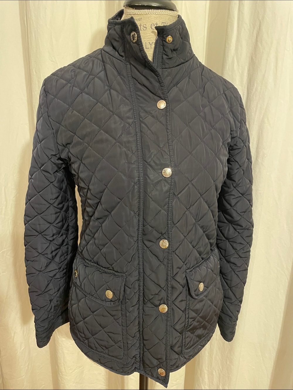 British Khaki Quilted Puffer Jacket in Navy Sz S